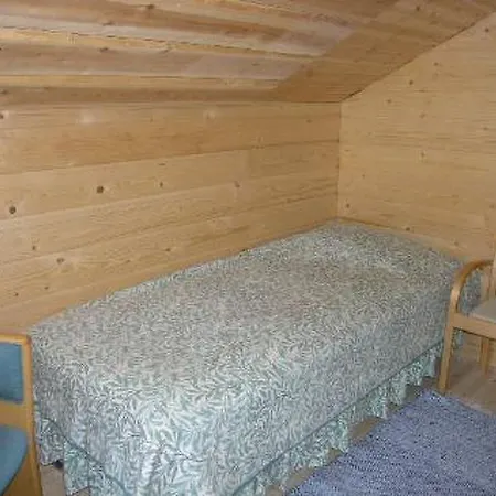 Holiday home Kilpis-arkki *