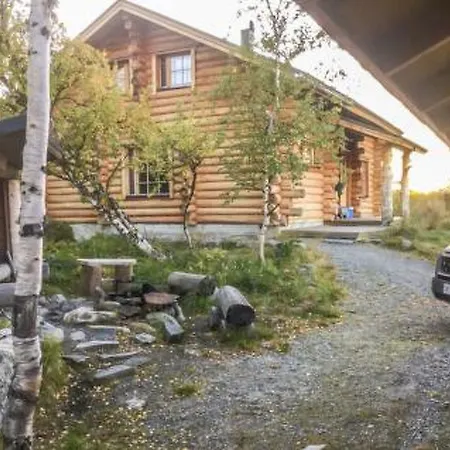 Holiday home Kilpis-arkki